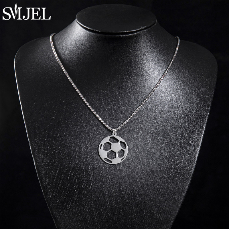 Men'S Volleyball Accessories - クラシックステンレス鋼サッカーネックレス男性ファッションボール型サッカーバレーボールペンダントネックレスロングチェーンスポーツジュエリー
