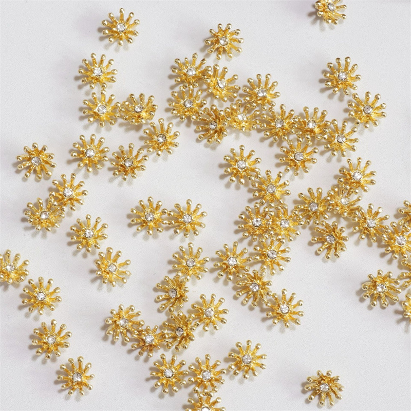 卸売 100 ピース/ロット 14 ミリメートル漫画の花の形 - Men Accessories Locket のレビューと価格