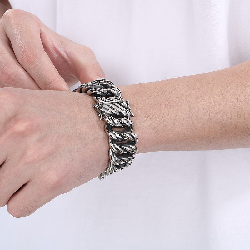 KALEN 22 ミリメートルツイストリンクチェーンブレスレ - Men Accessories Bd のレビューと価格