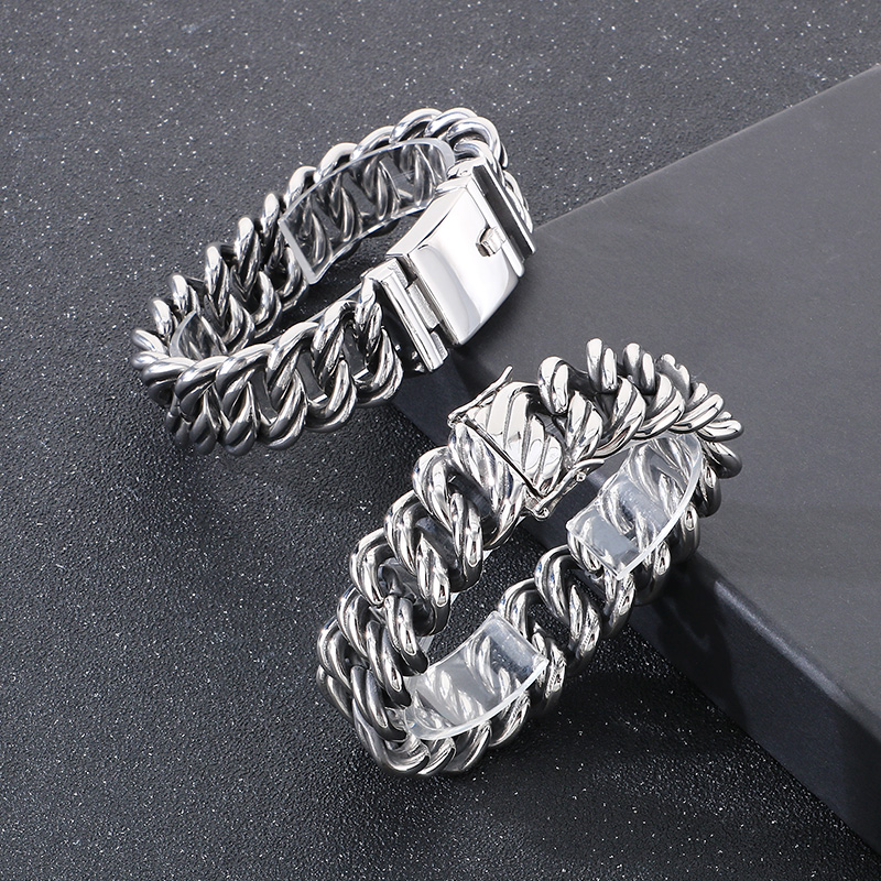 KALEN 22 ミリメートルツイストリンクチェーンブレスレ - Men Accessories Bd のレビューと価格
