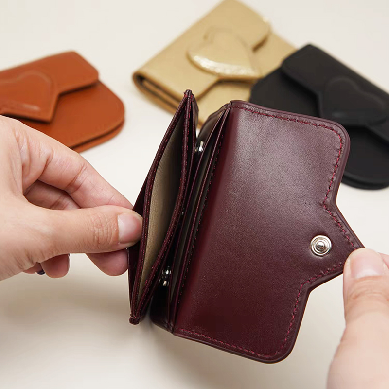 女性のためのパーソナライズされたイニシャル付きの洗えるカード - Card Case Minimalist のレビューと価格